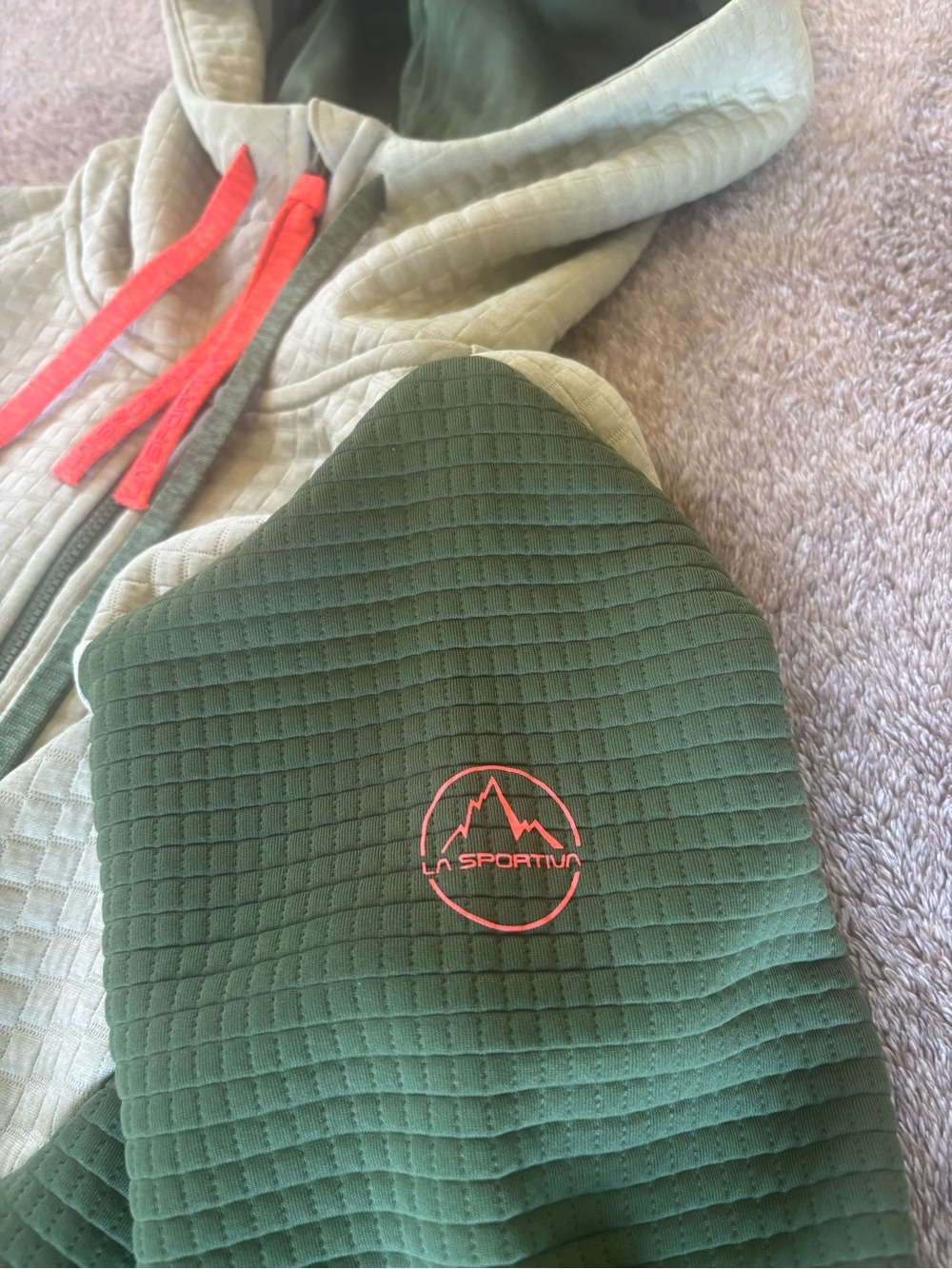 L - La Sportiva full-zip Method Hoodie - Picture 5 of 15